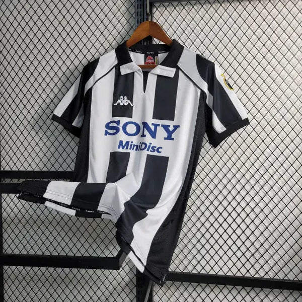 Camisa Retrô Juventus I  1997/98 Masculino Preto e Branco - FSB PREMIUM